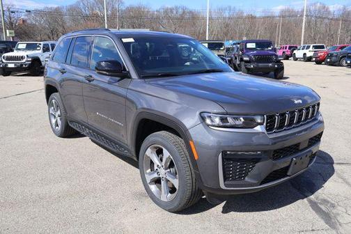 Baltic Gray Metallic Clearcoat 2026 Jeep Grand Cherokee Limited