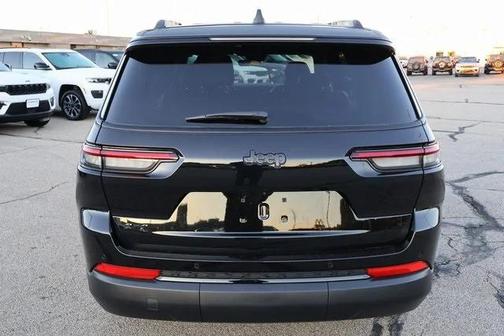 2025 Jeep Grand Cherokee L Altitude