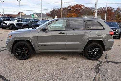 2021 Jeep Grand Cherokee Laredo