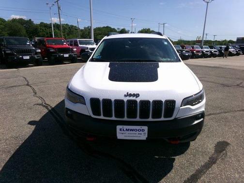 2022 Jeep Cherokee Trailhawk