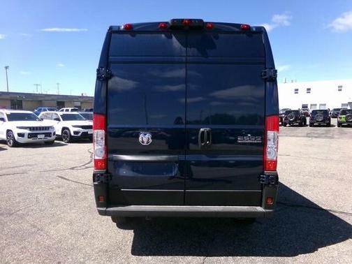 2025 RAM ProMaster 2500 Tradesman