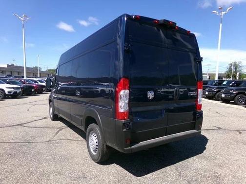 2025 RAM ProMaster 2500 Tradesman