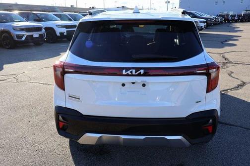 2024 Kia Seltos EX