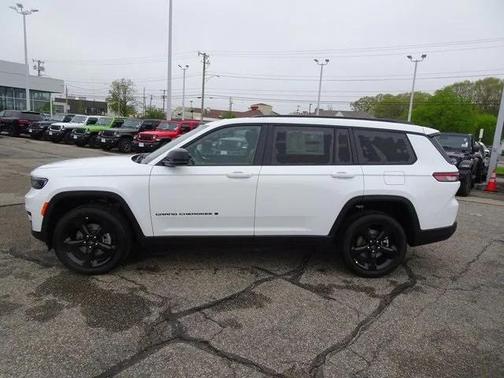 2025 Jeep Grand Cherokee L Altitude