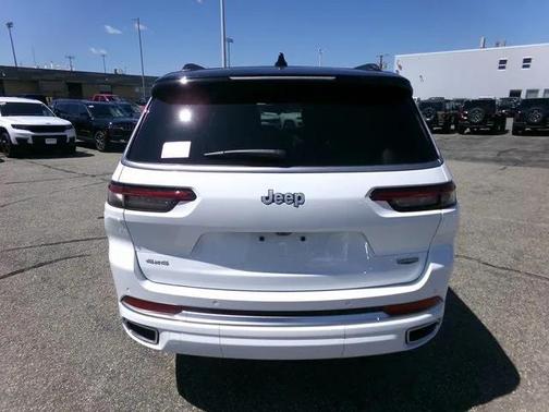 2025 Jeep Grand Cherokee L Summit