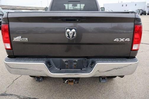 2017 RAM 2500 Big Horn Crew Cab 4x4 8' Box