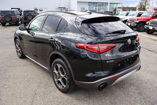 2022 Alfa Romeo Stelvio Ti