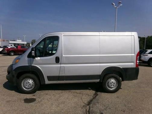 2025 RAM ProMaster 1500 Low Roof