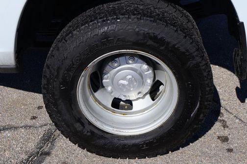 2022 RAM 3500 Tradesman Crew Cab 4x2 8' Box