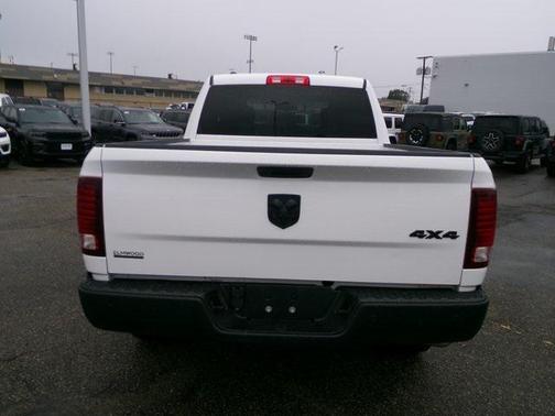 2022 RAM 1500 Classic Warlock Quad Cab 4x4 6'4' Box