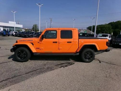 2025 Jeep Gladiator High Tide