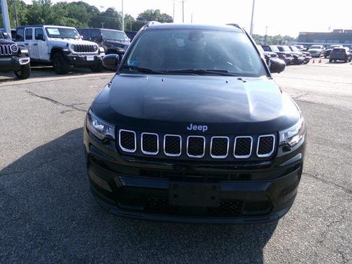 2023 Jeep Compass Latitude Lux