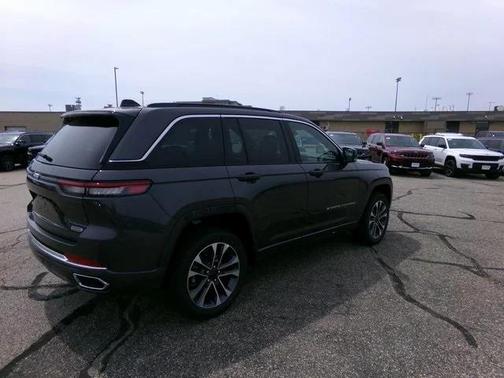 2025 Jeep Grand Cherokee Overland