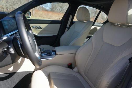 2022 BMW 330 xDrive