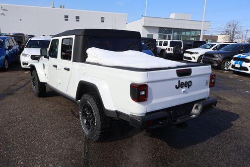 2026 Jeep Gladiator Willys 4x4