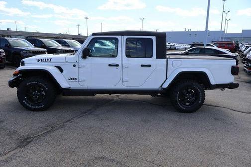 Bright White Clearcoat 2026 Jeep Gladiator Willys 4x4