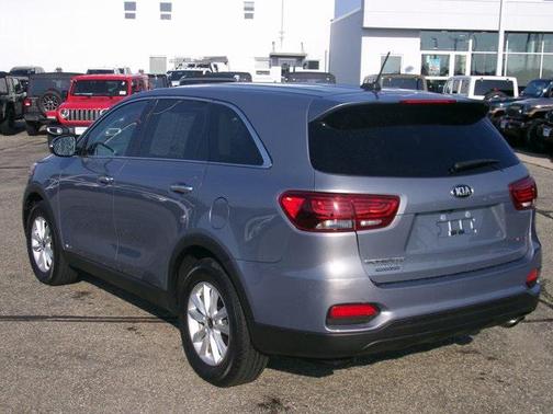 2020 Kia Sorento LX