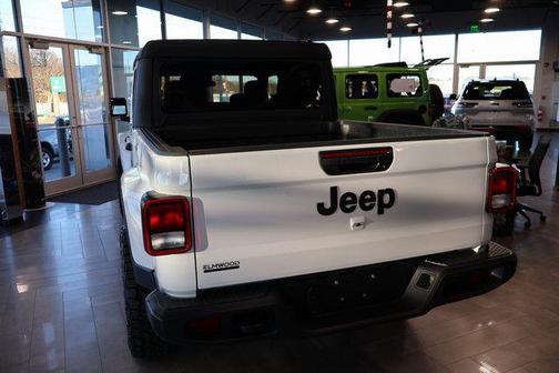 2025 Jeep Gladiator Sport S