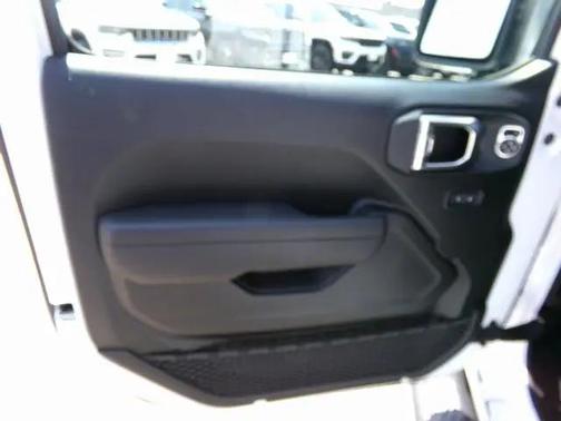 2025 Jeep Gladiator Sport S