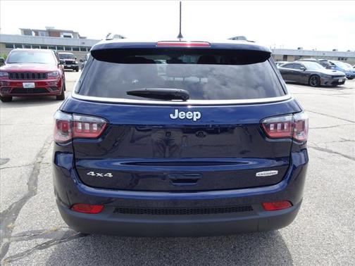 Jazz Blue Pearlcoat 2018 Jeep Compass Latitude
