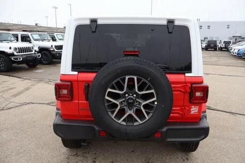 2026 Jeep Wrangler 4-Door Sahara 4x4