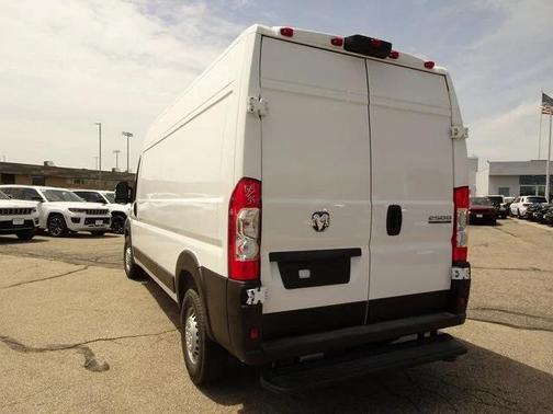 2025 RAM ProMaster 2500 Tradesman