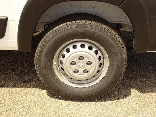 2025 RAM ProMaster 2500 Tradesman