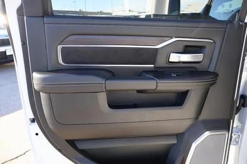 2026 RAM 2500 Laramie Crew Cab 4x4 6'4' Box