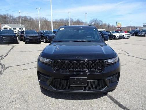 2025 Jeep Grand Cherokee Altitude