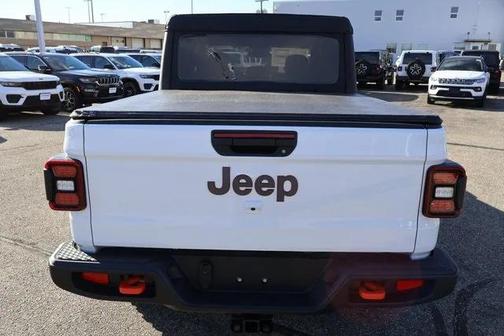 2026 Jeep Gladiator Mojave 4x4