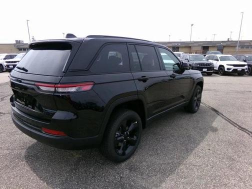 2025 Jeep Grand Cherokee Limited X