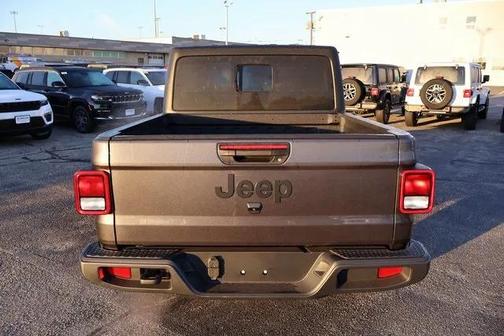2025 Jeep Gladiator Sport S