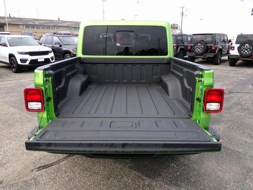 2025 Jeep Gladiator High Tide