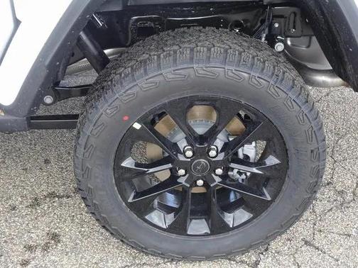 2025 Jeep Gladiator Nighthawk