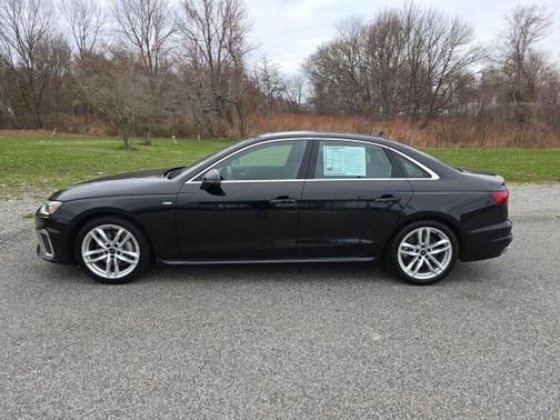 2023 Audi A4 45 S line Premium Plus