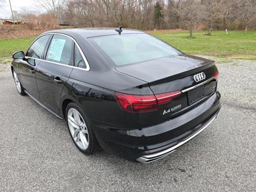 2023 Audi A4 45 S line Premium Plus