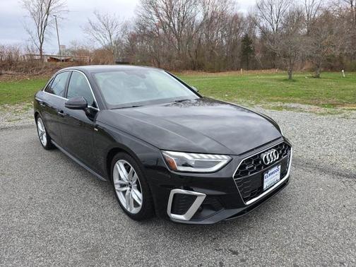 2023 Audi A4 45 S line Premium Plus