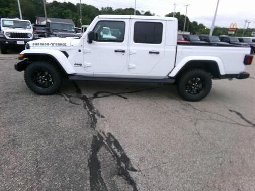 2025 Jeep Gladiator High Tide