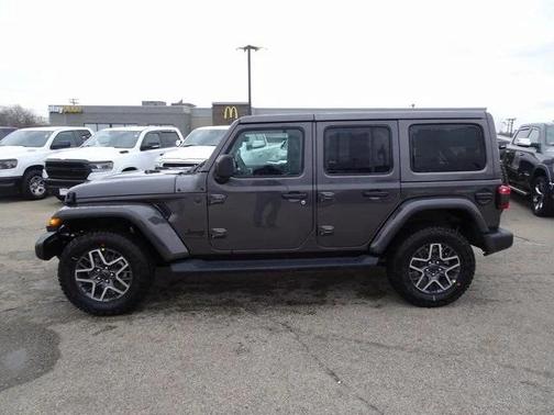 2025 Jeep Wrangler 4-Door Sahara 4x4