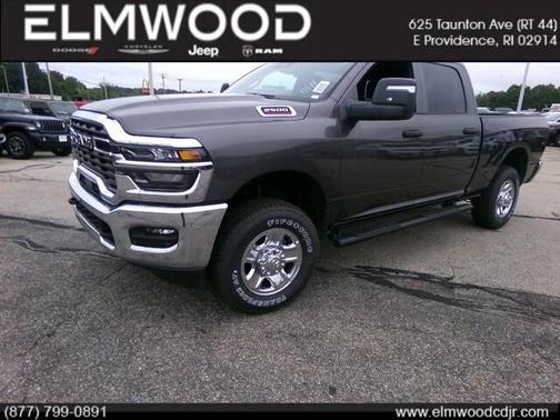 2025 RAM 2500 Tradesman Crew Cab 4x4 6'4' Box