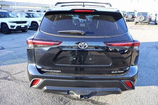 2024 Toyota Highlander XLE