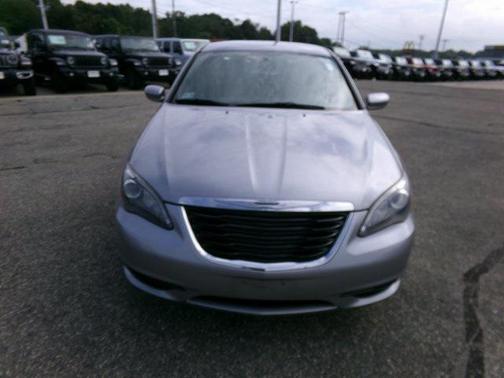 2014 Chrysler 200 Touring