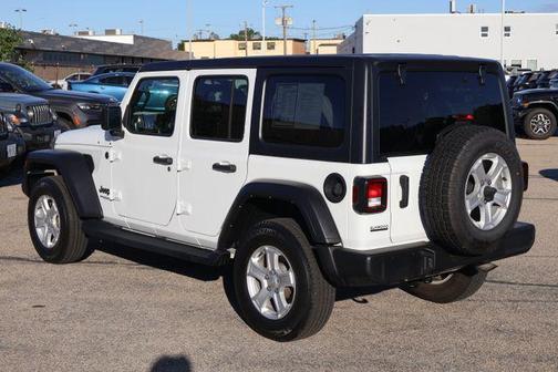 Bright White Clearcoat 2022 Jeep Wrangler Unlimited Sport