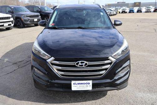 2017 Hyundai TUCSON SE