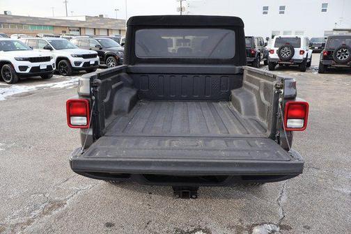 2021 Jeep Gladiator Willys 4x4