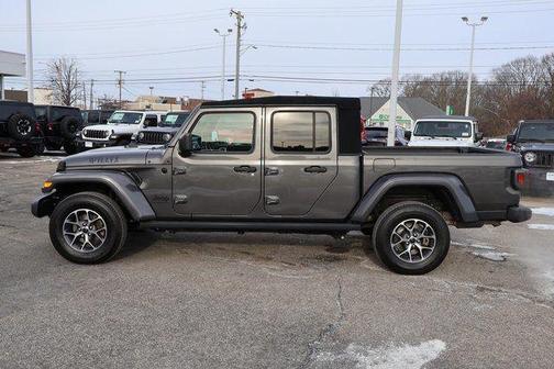 2021 Jeep Gladiator Willys 4x4
