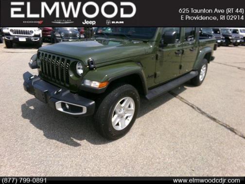 2022 Jeep Gladiator Sport S