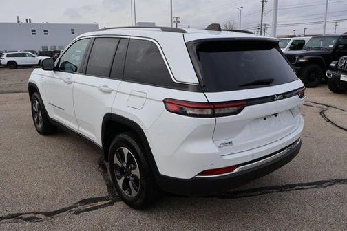 2023 Jeep Grand Cherokee 4xe Base