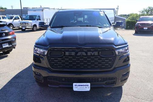 Diamond Black Crystal Pearlcoat 2026 RAM 1500 Big Horn/Lone Star
