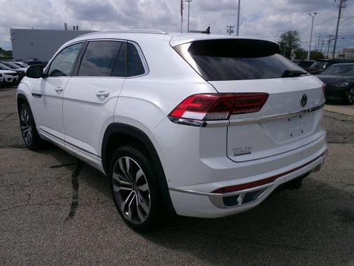 2023 Volkswagen Atlas Cross Sport 3.6L V6 SEL Premium R-Line